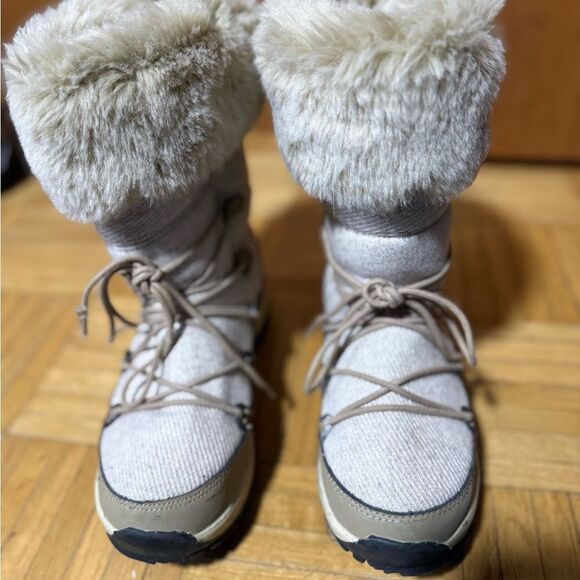 BearPaw Snowboots Sweater Cream Color Women's Size 7 - Picture 7 of 9